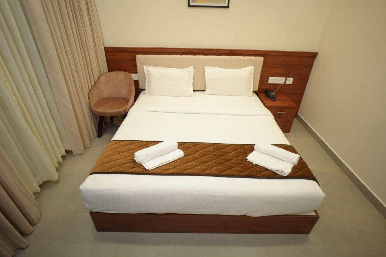 Mundakāyam Royalton Residency酒店 外观 照片